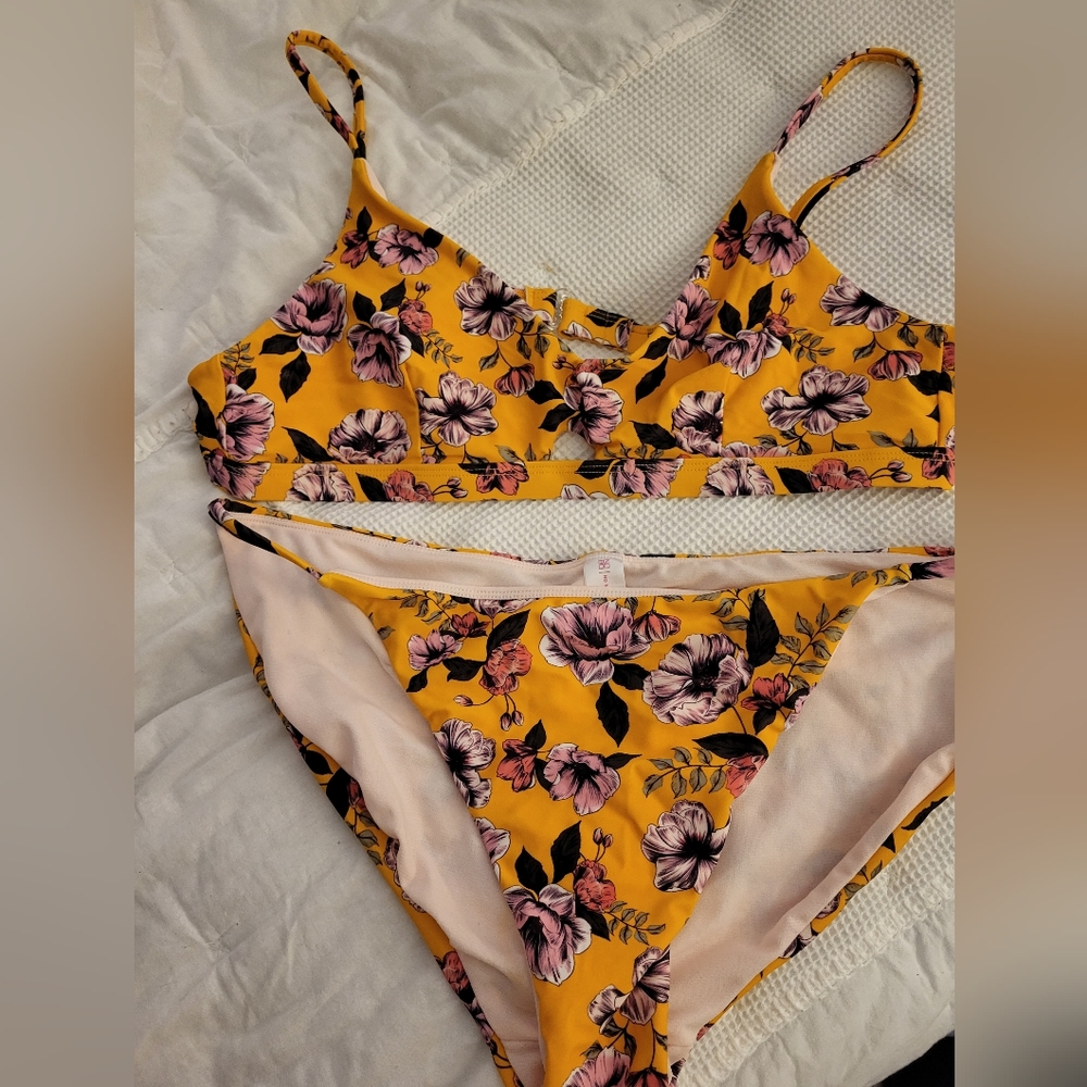 Womens swim suit